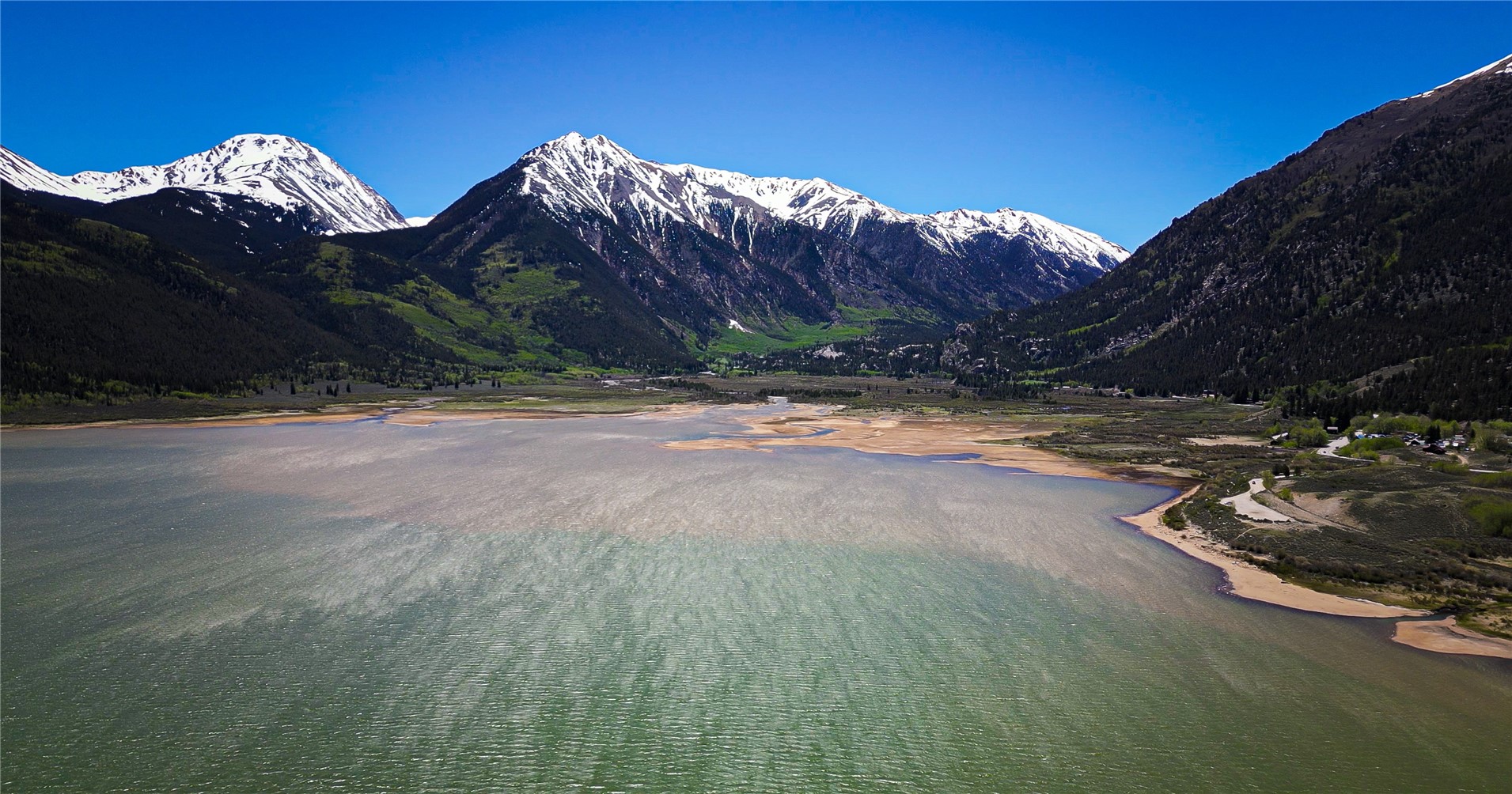 10575 Co-82 Twin Lakes CO 81251