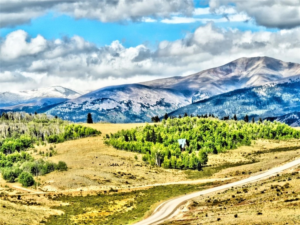 317 Lippzana Road Como CO 80432