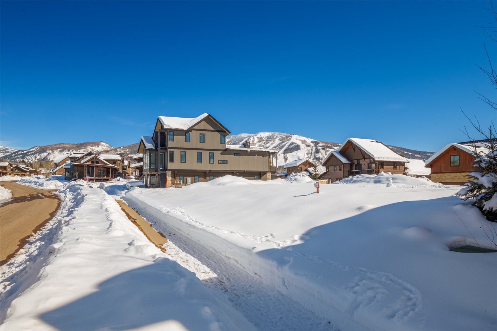 815 Angels View Way Steamboat Springs CO 80487