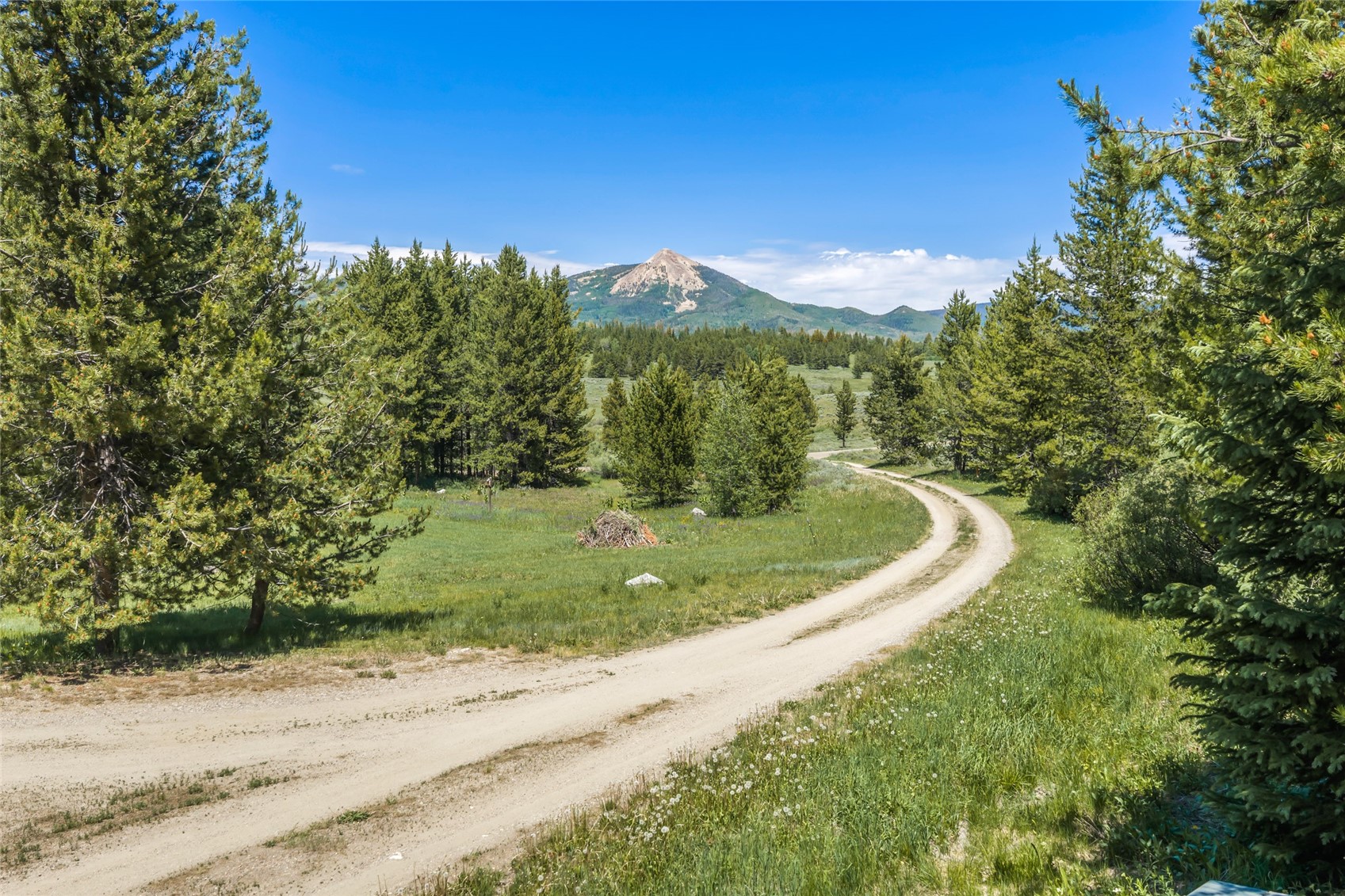 23175 Windward Lane Clark CO 80428