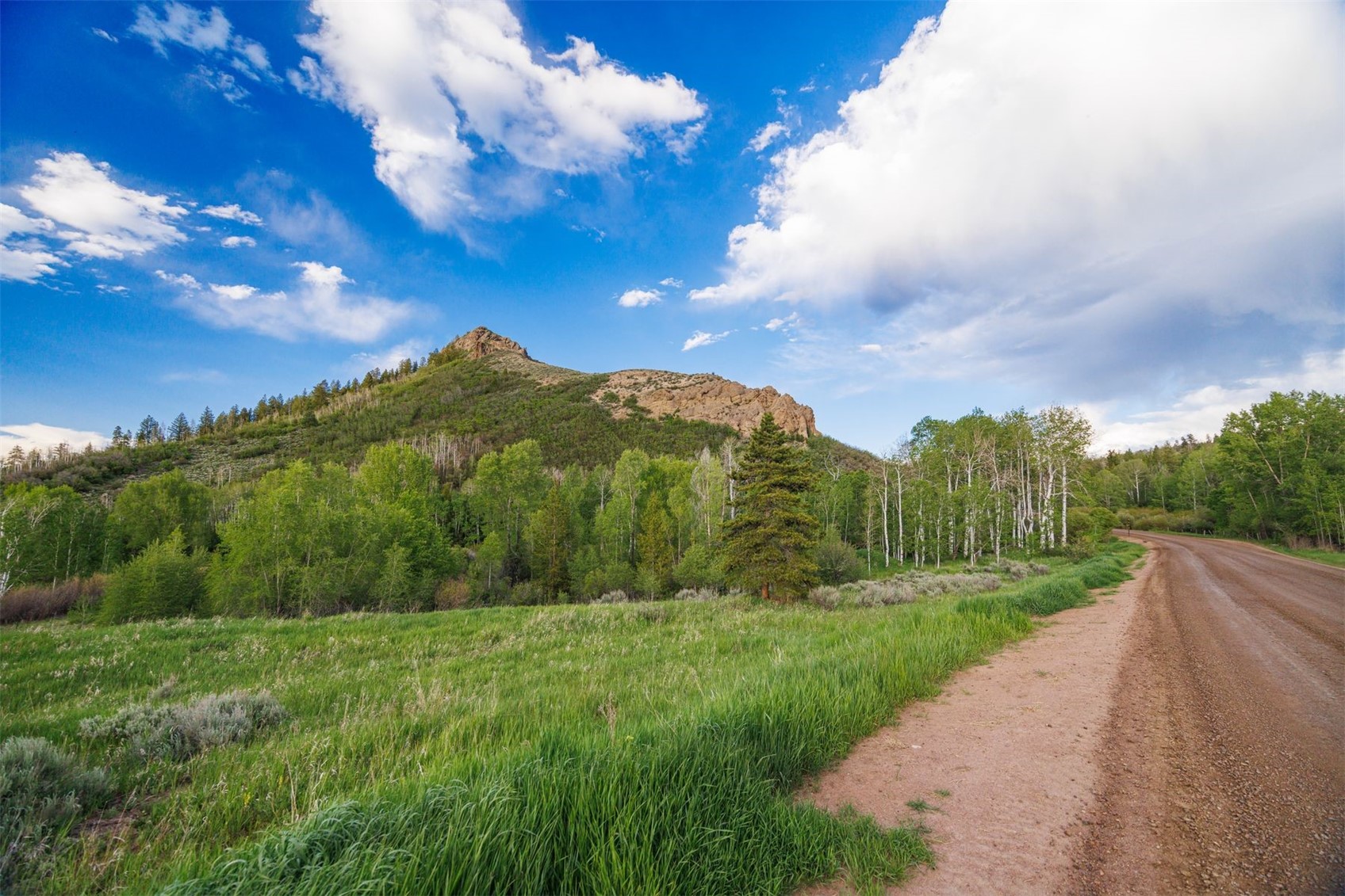 22090 County Road 212 Oak Creek CO 80467