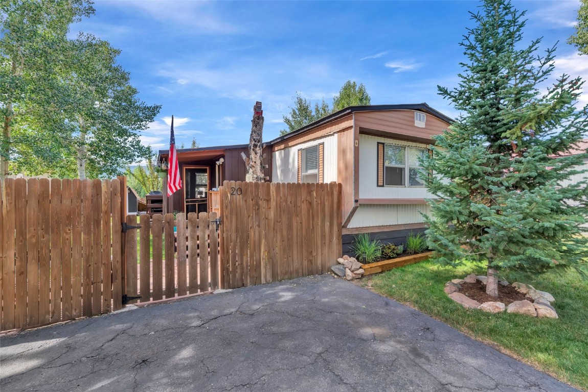 2900 W Acres Drive Steamboat Springs CO 80487