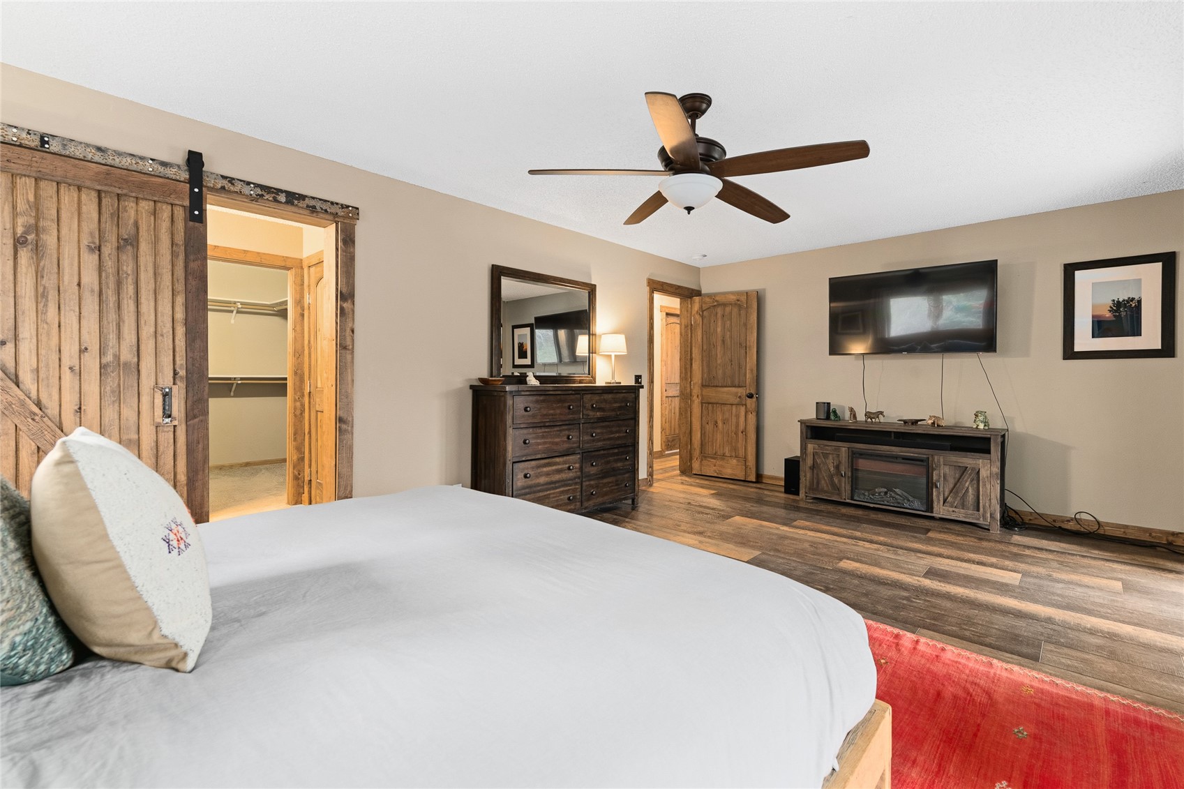 58195 Jupiter Place Clark CO 80428