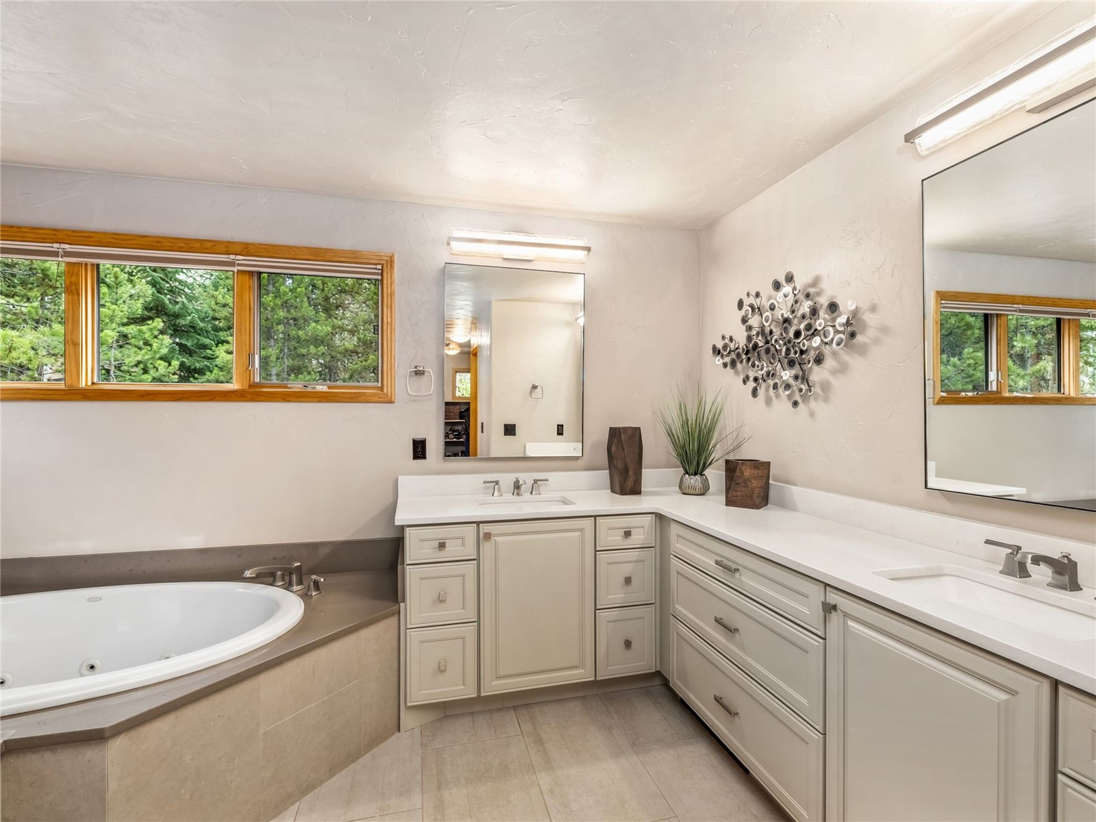 1793 Falcon Drive Silverthorne CO 80498