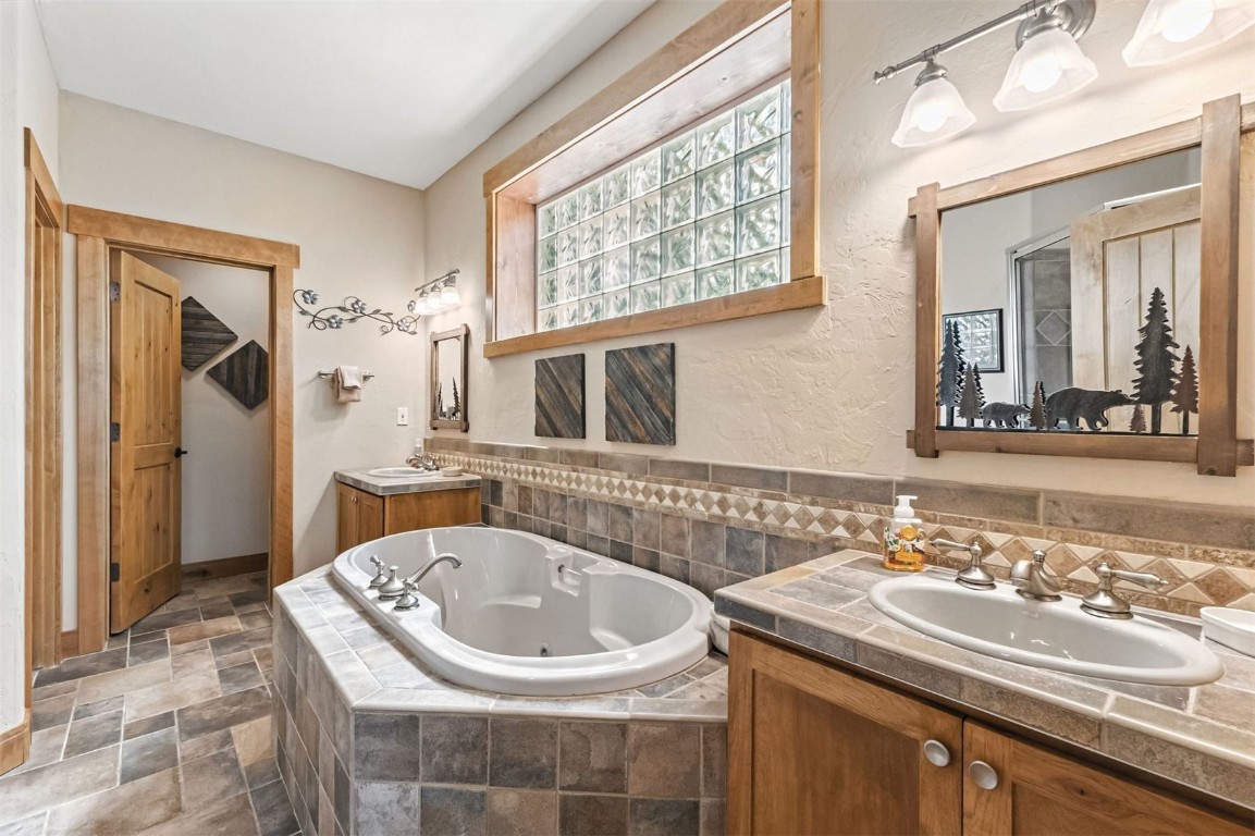 1730 Red Hawk Road Silverthorne CO 80498