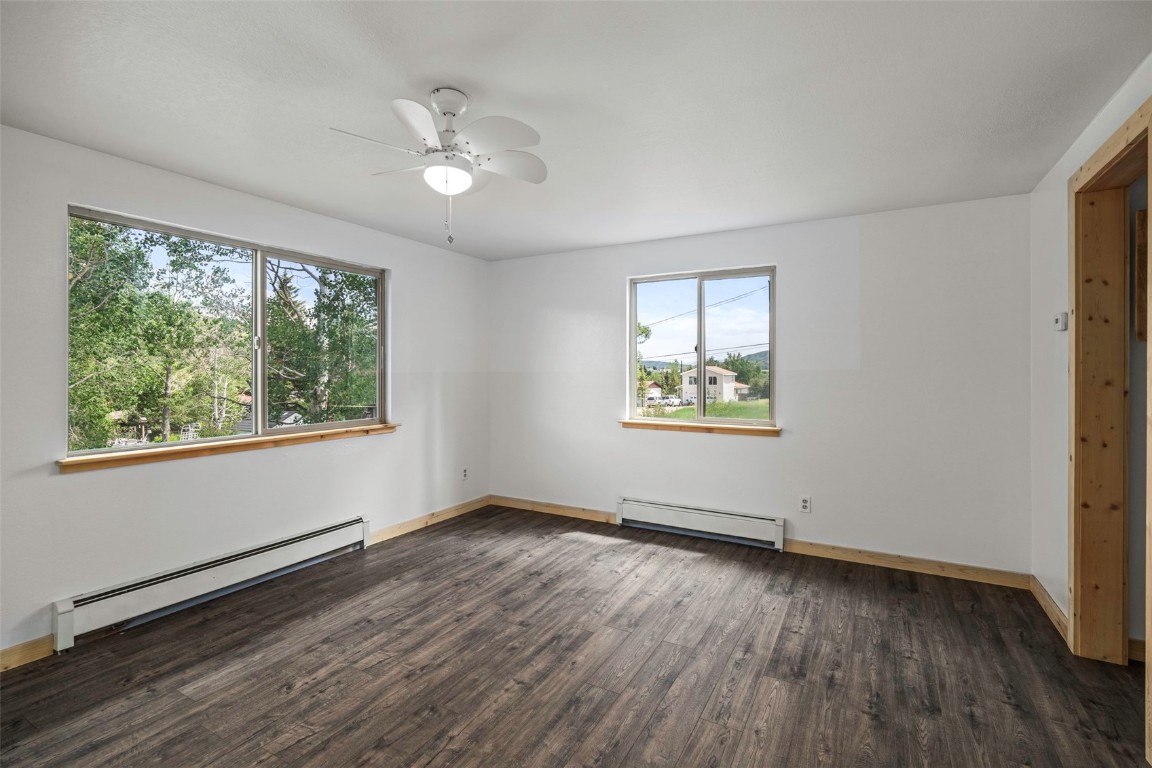 302 E 4th Street Oak Creek CO 80467