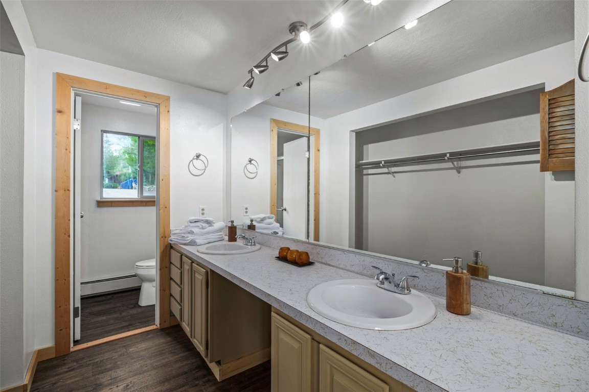 302 E 4th Street Oak Creek CO 80467