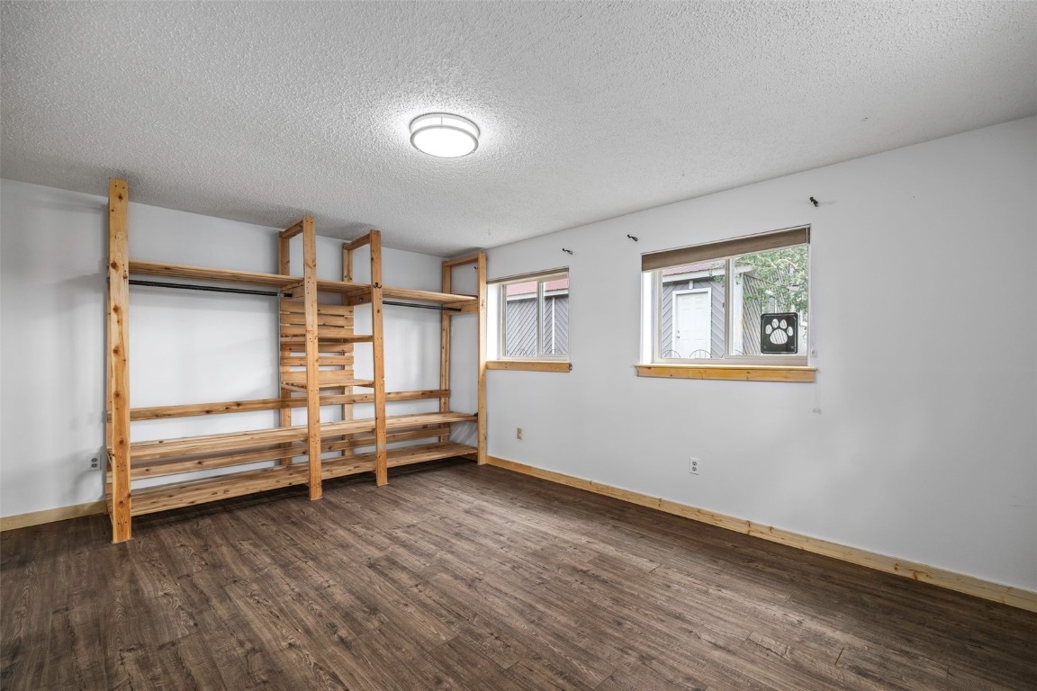 302 E 4th Street Oak Creek CO 80467