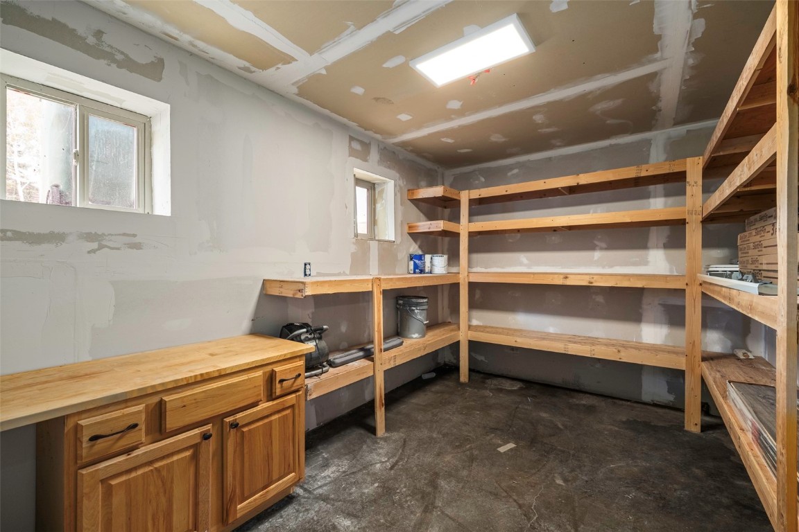 302 E 4th Street Oak Creek CO 80467