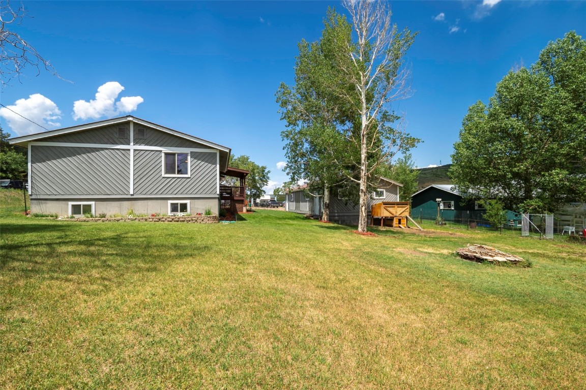 302 E 4th Street Oak Creek CO 80467