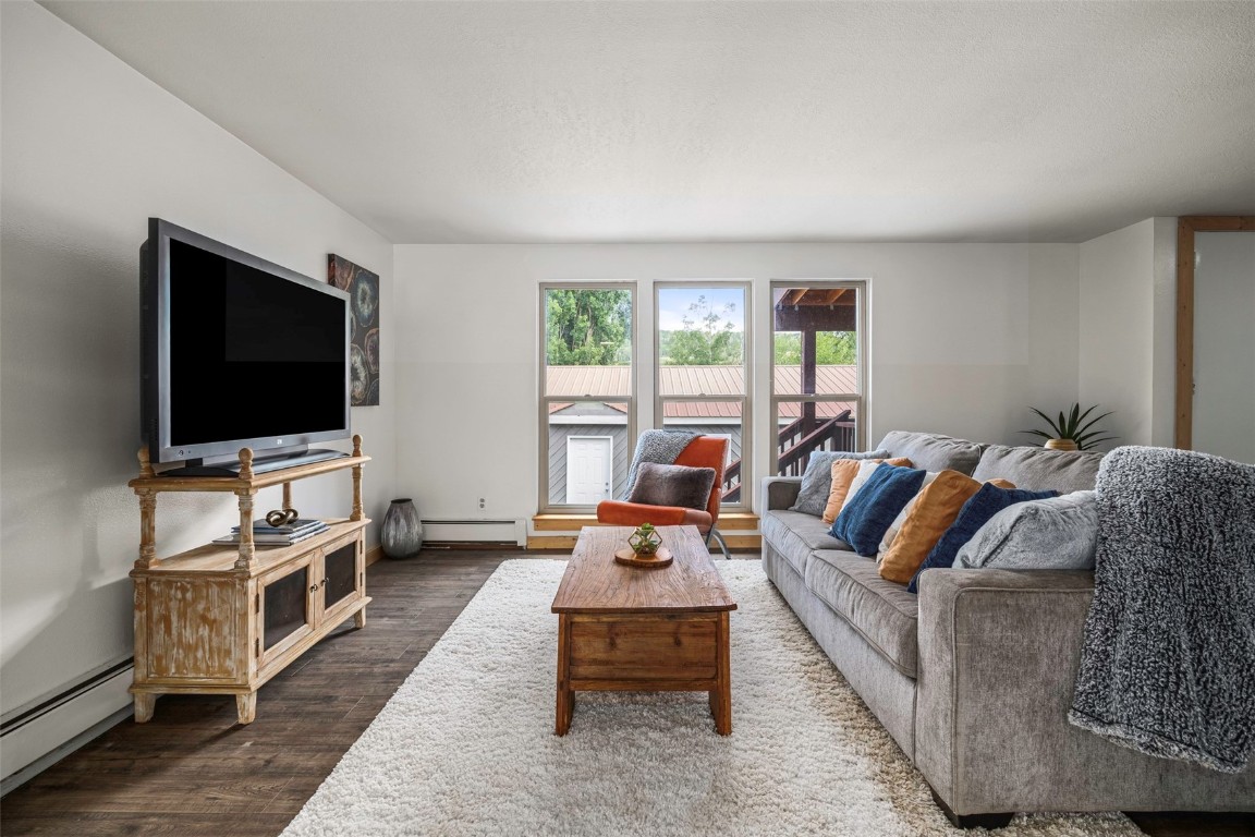 302 E 4th Street Oak Creek CO 80467