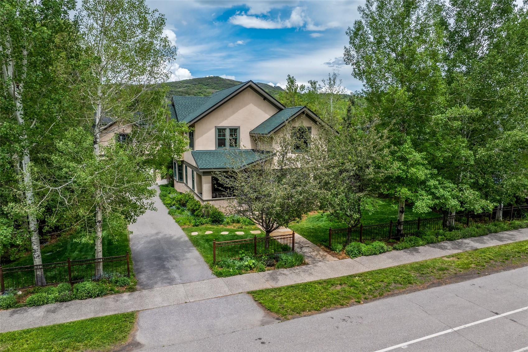 Steamboat Springs CO, 513 7TH Street
