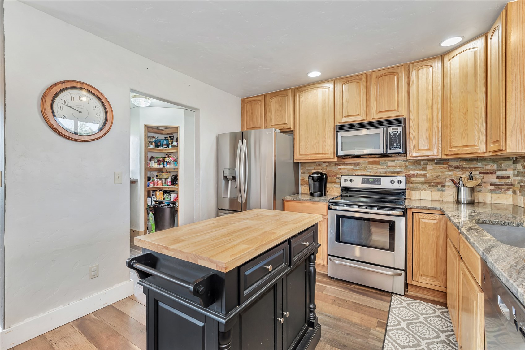 21540 Fourth Avenue Phippsburg CO 80469