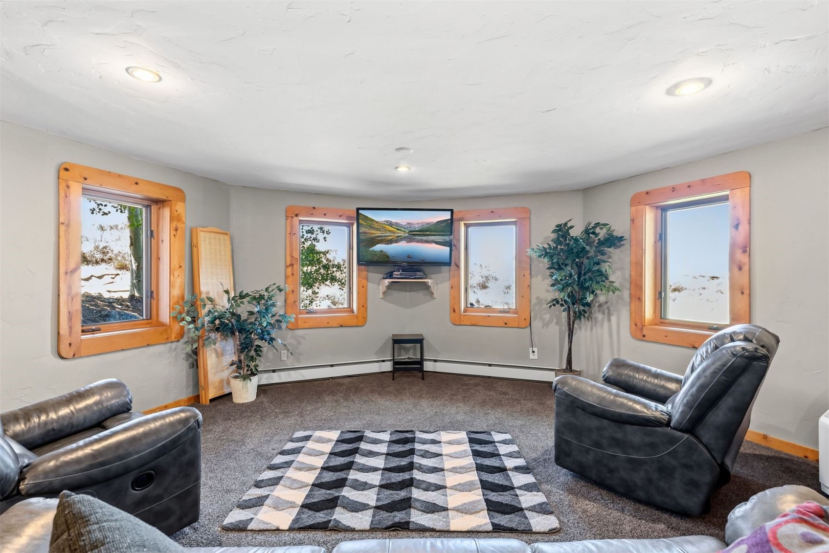 385 Darby Drive Silverthorne CO 80498