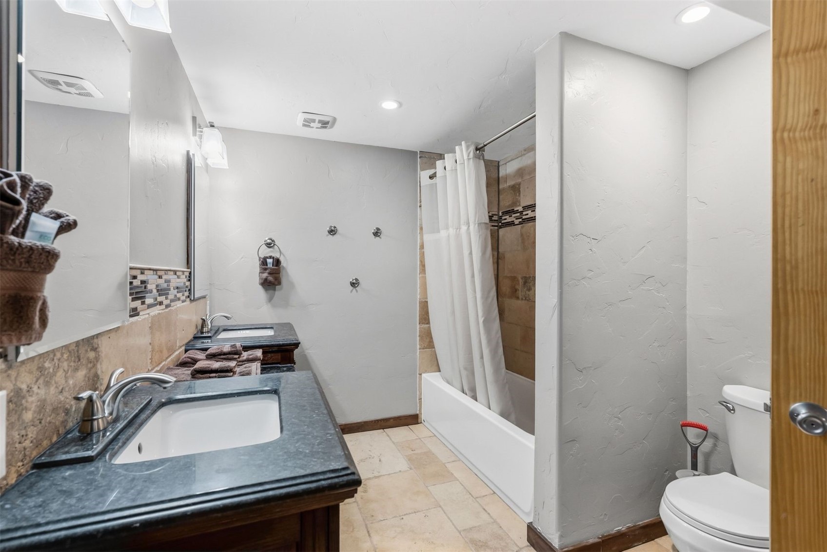 385 Darby Drive Silverthorne CO 80498