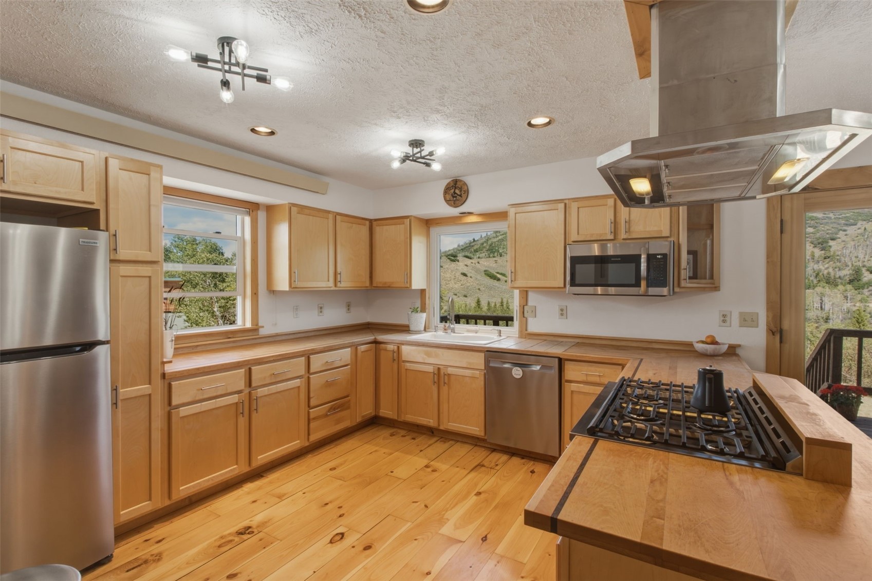 31230 Broken Talon Trail Oak Creek CO 80467