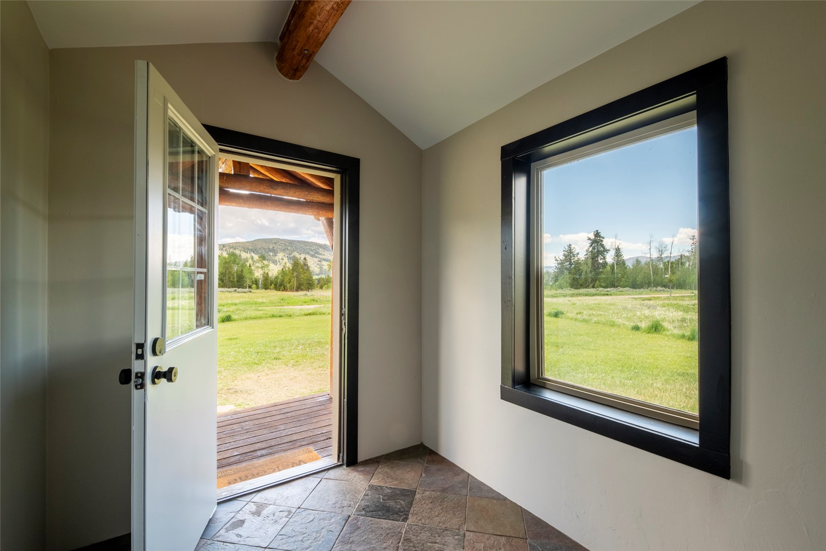 21109 Yuma Way Oak Creek CO 80467