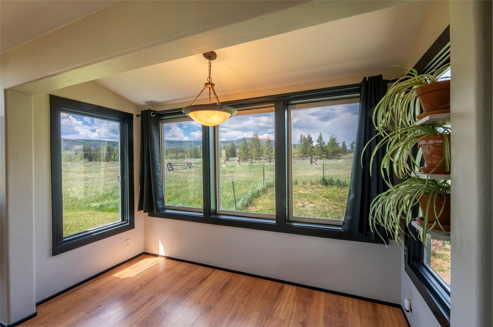 21109 Yuma Way Oak Creek CO 80467