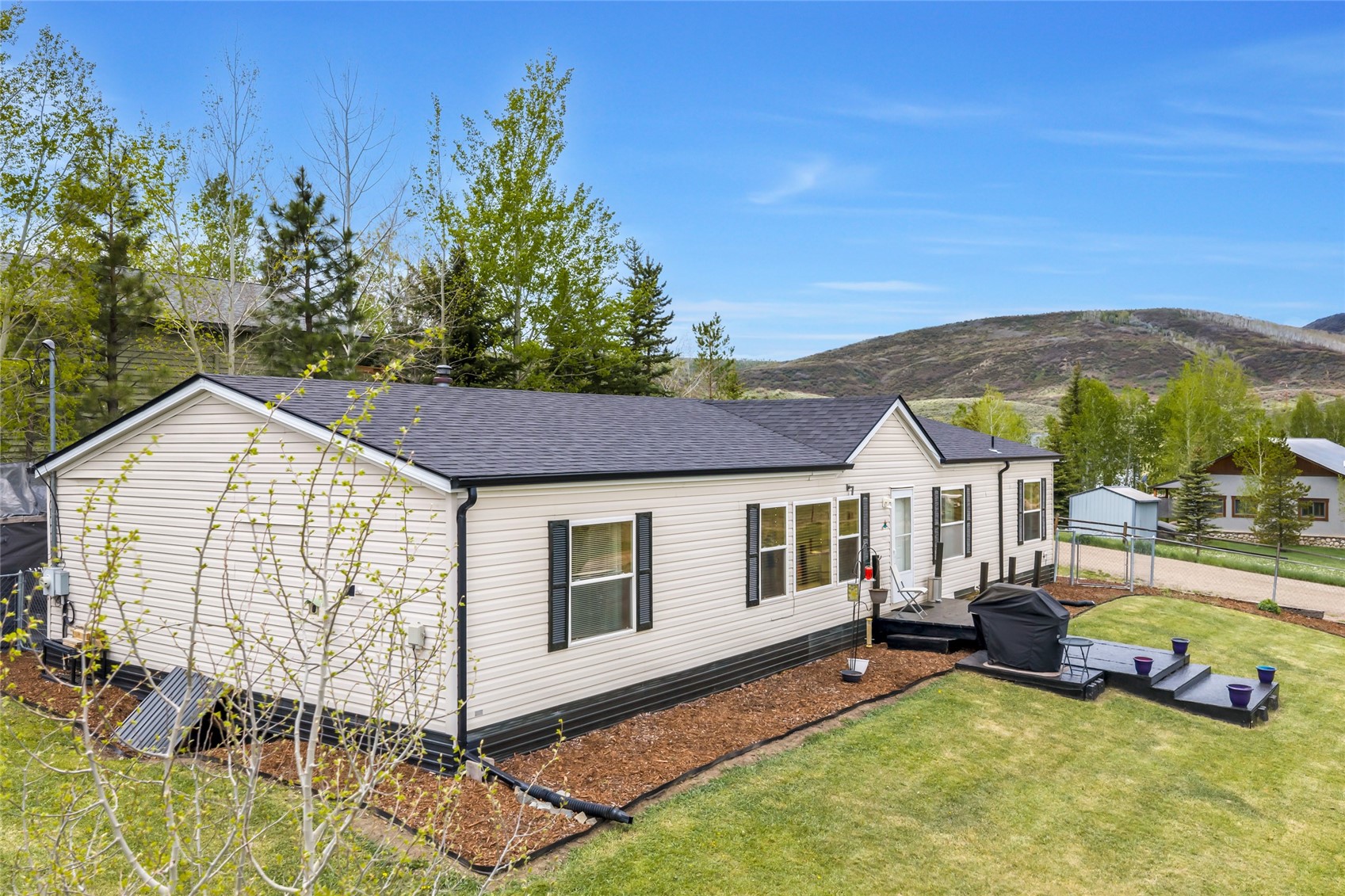 21470 5th Avenue Phippsburg CO 80469