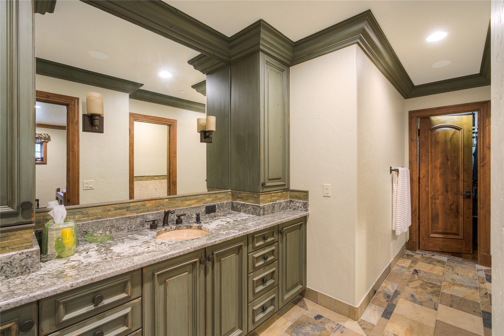 327 Peerless Drive Breckenridge CO 80424