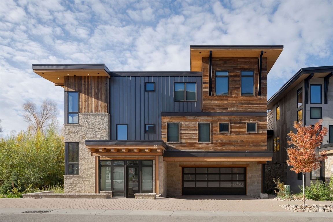 Steamboat Springs CO, 321 Riverview Way