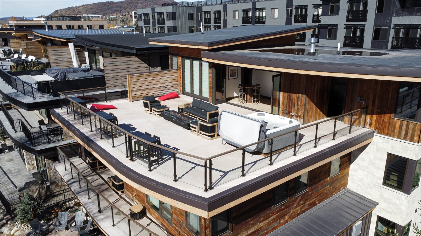 321 Riverview Way Steamboat Springs CO 80487