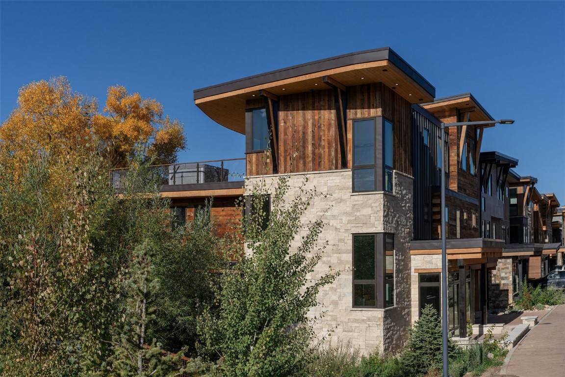 321 Riverview Way Steamboat Springs CO 80487