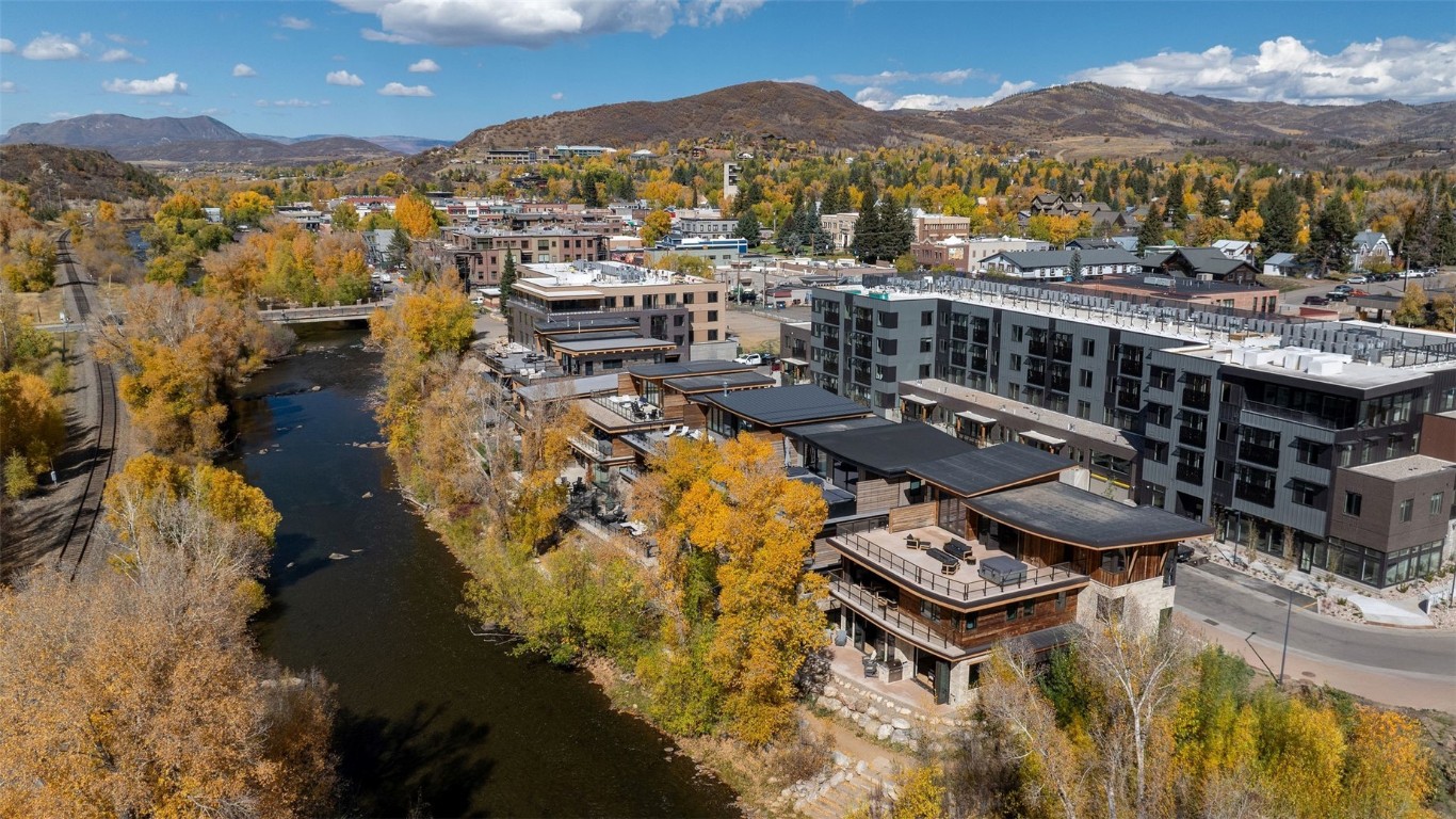 321 Riverview Way Steamboat Springs CO 80487