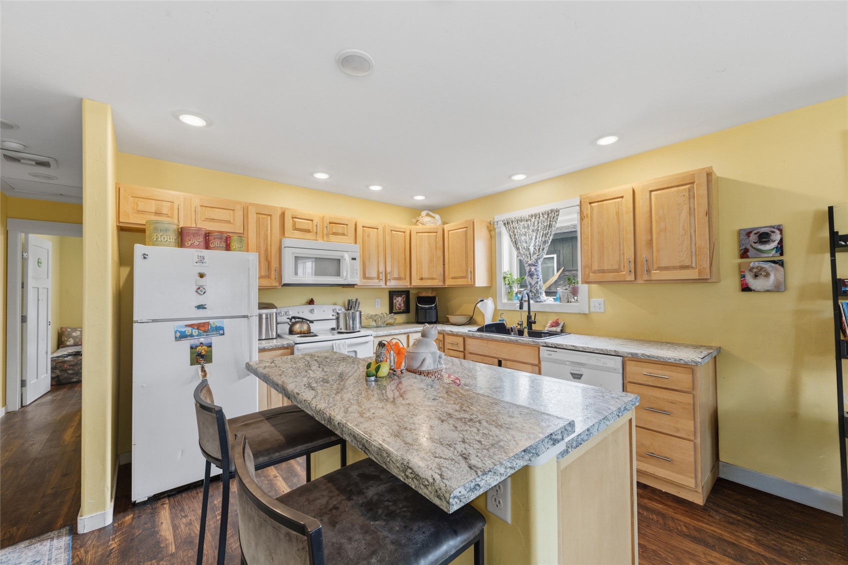 280 Nevava Hot Sulphur CO 80451