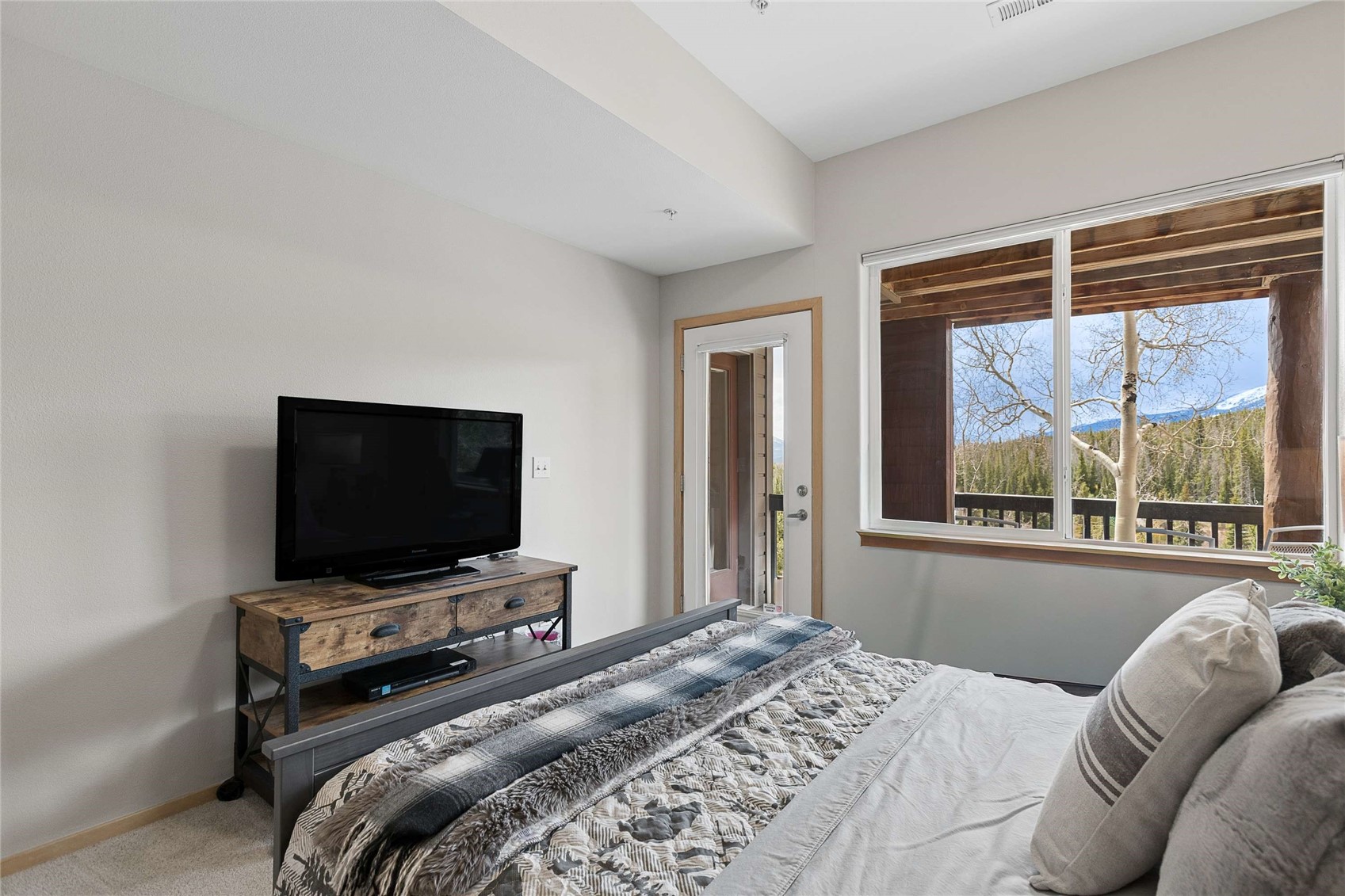 121 Cydney Lane Silverthorne CO 80498