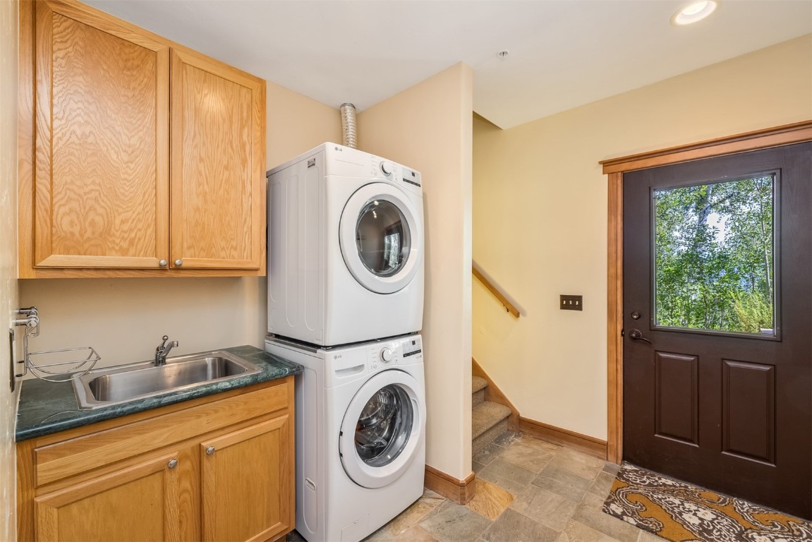 273 Two Cabins Drive Silverthorne CO 80498