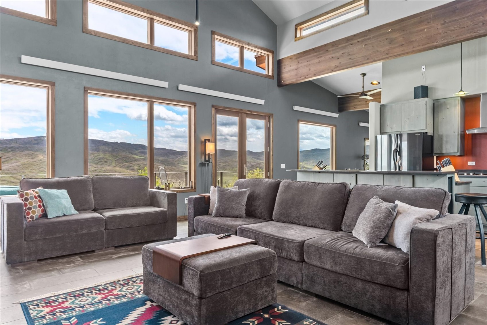 32090 Judge's Viewpoint Oak Creek CO 80467