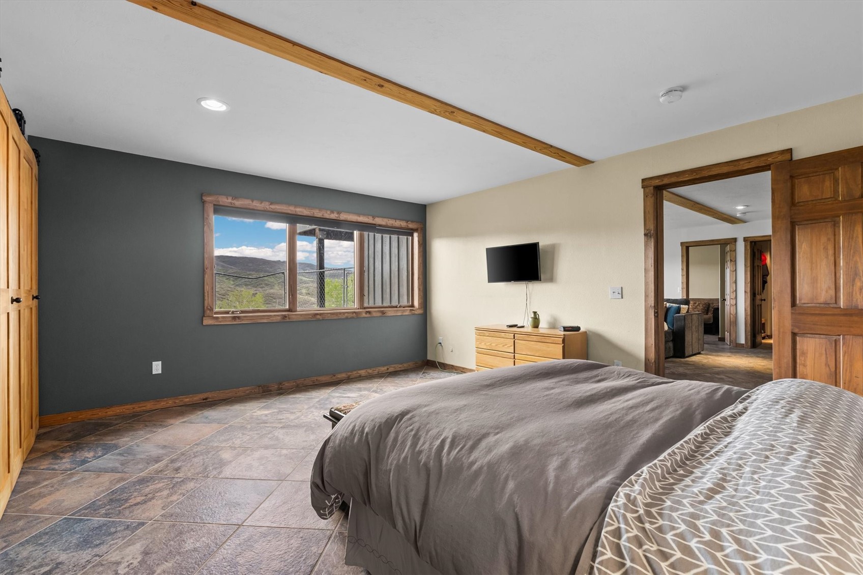 32090 Judge's Viewpoint Oak Creek CO 80467