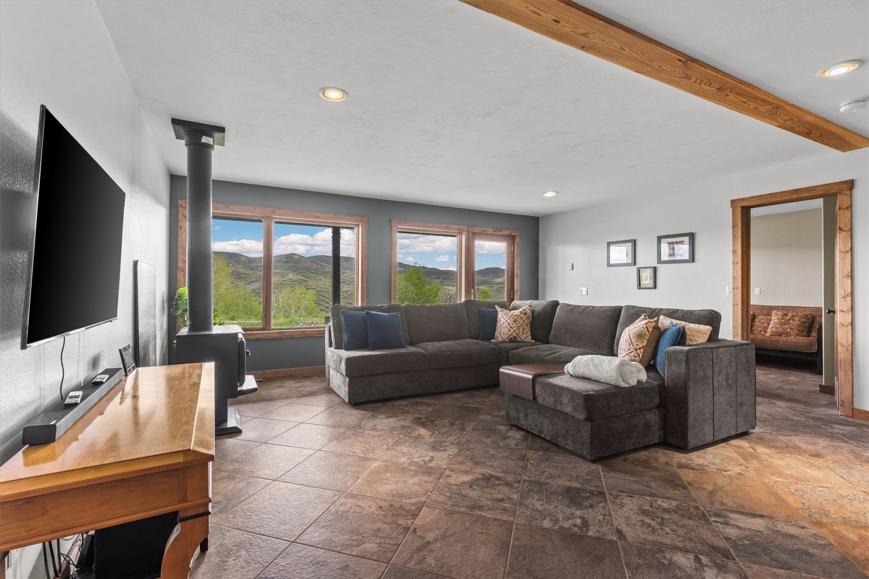 32090 Judge's Viewpoint Oak Creek CO 80467