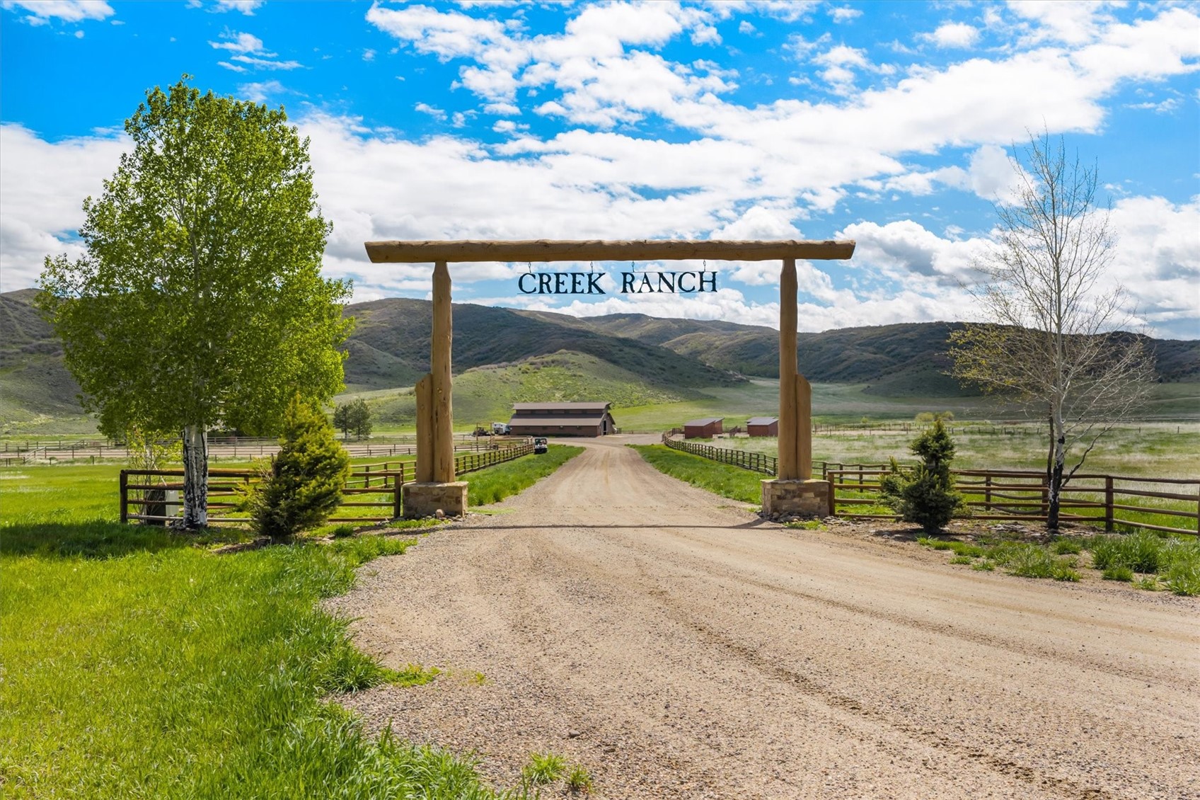 32090 Judge's Viewpoint Oak Creek CO 80467