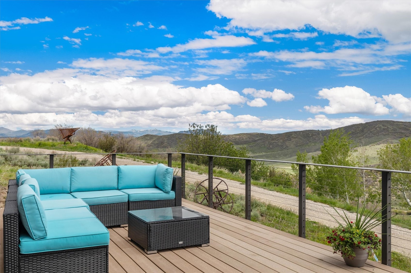 32090 Judge's Viewpoint Oak Creek CO 80467