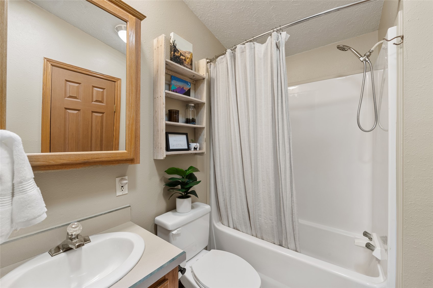 202 S 9th Street Kremmling CO 80459