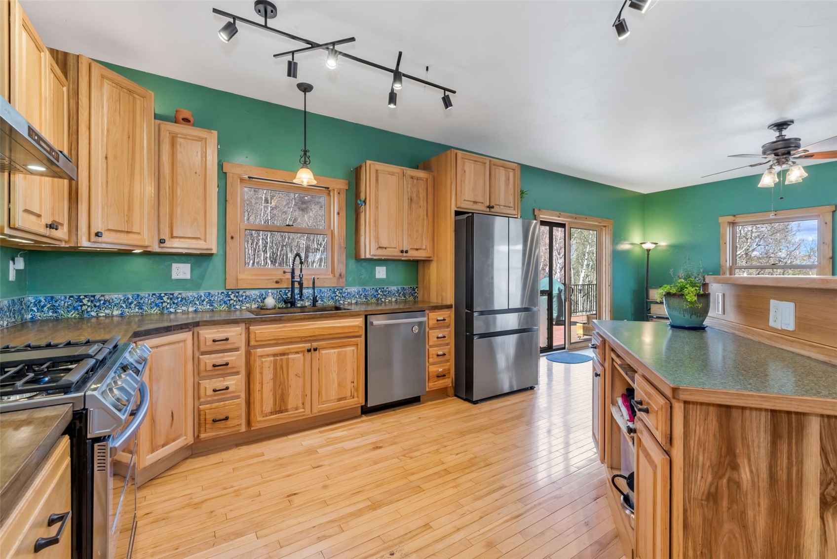 24425 Rawhide Trail Oak Creek CO 80467