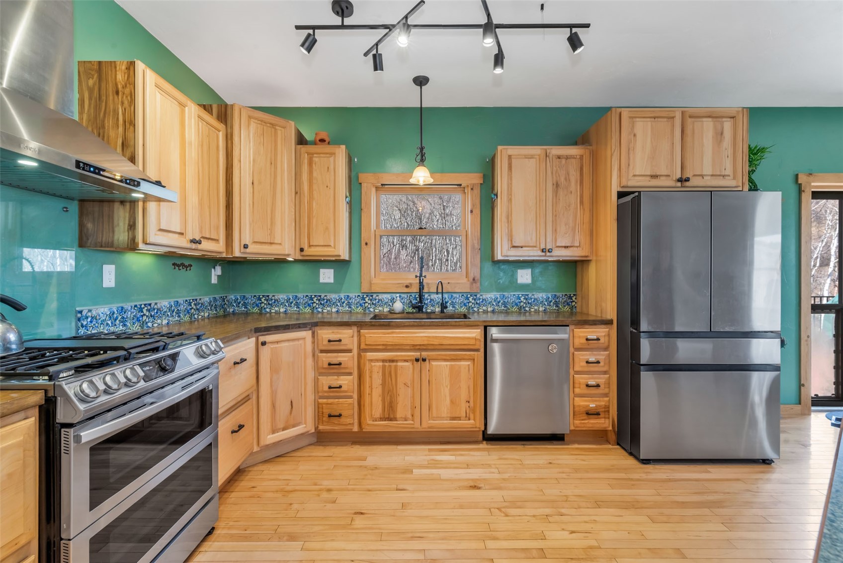 24425 Rawhide Trail Oak Creek CO 80467