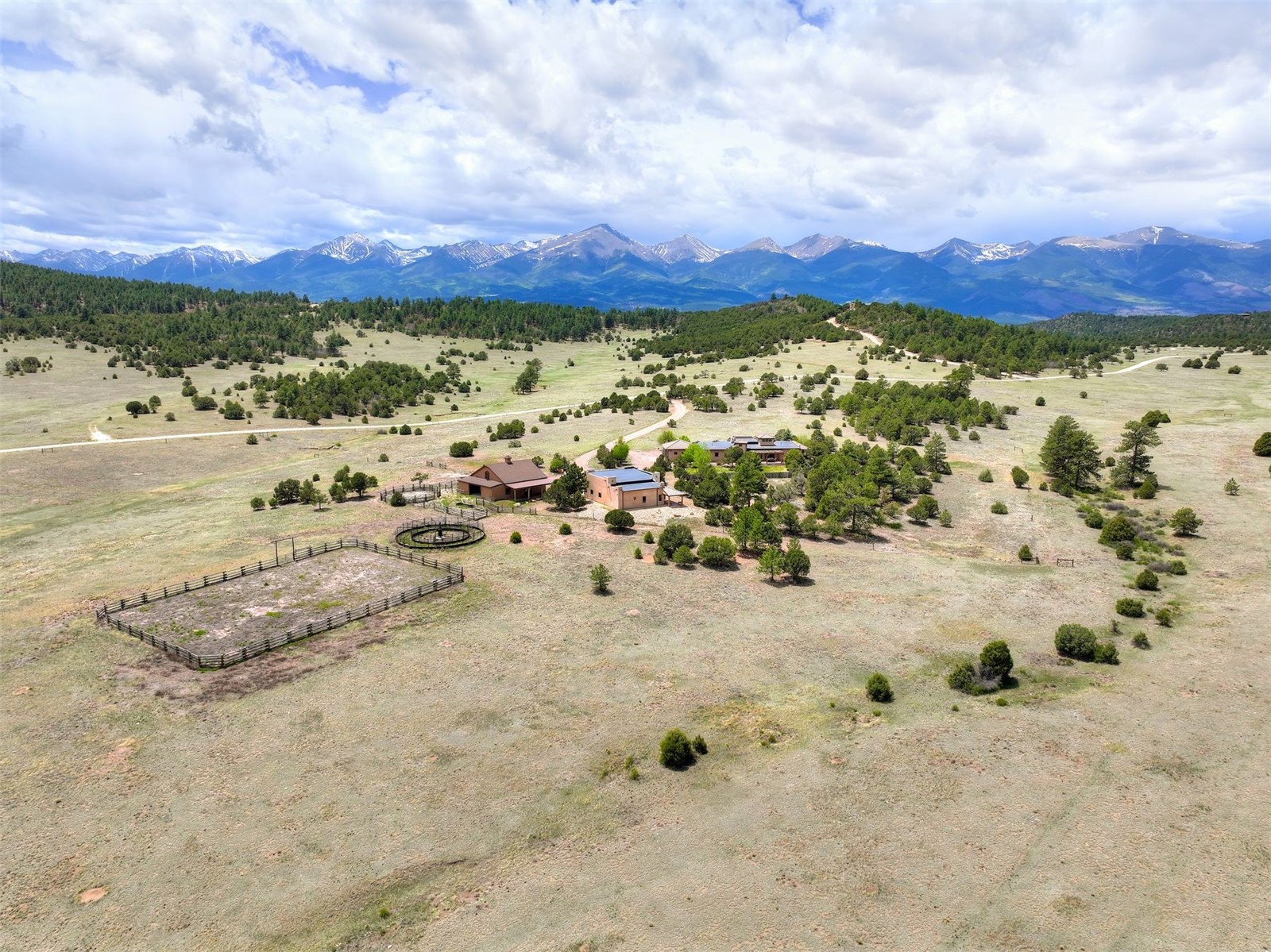 1328 Round Up Road Westcliffe CO 81252