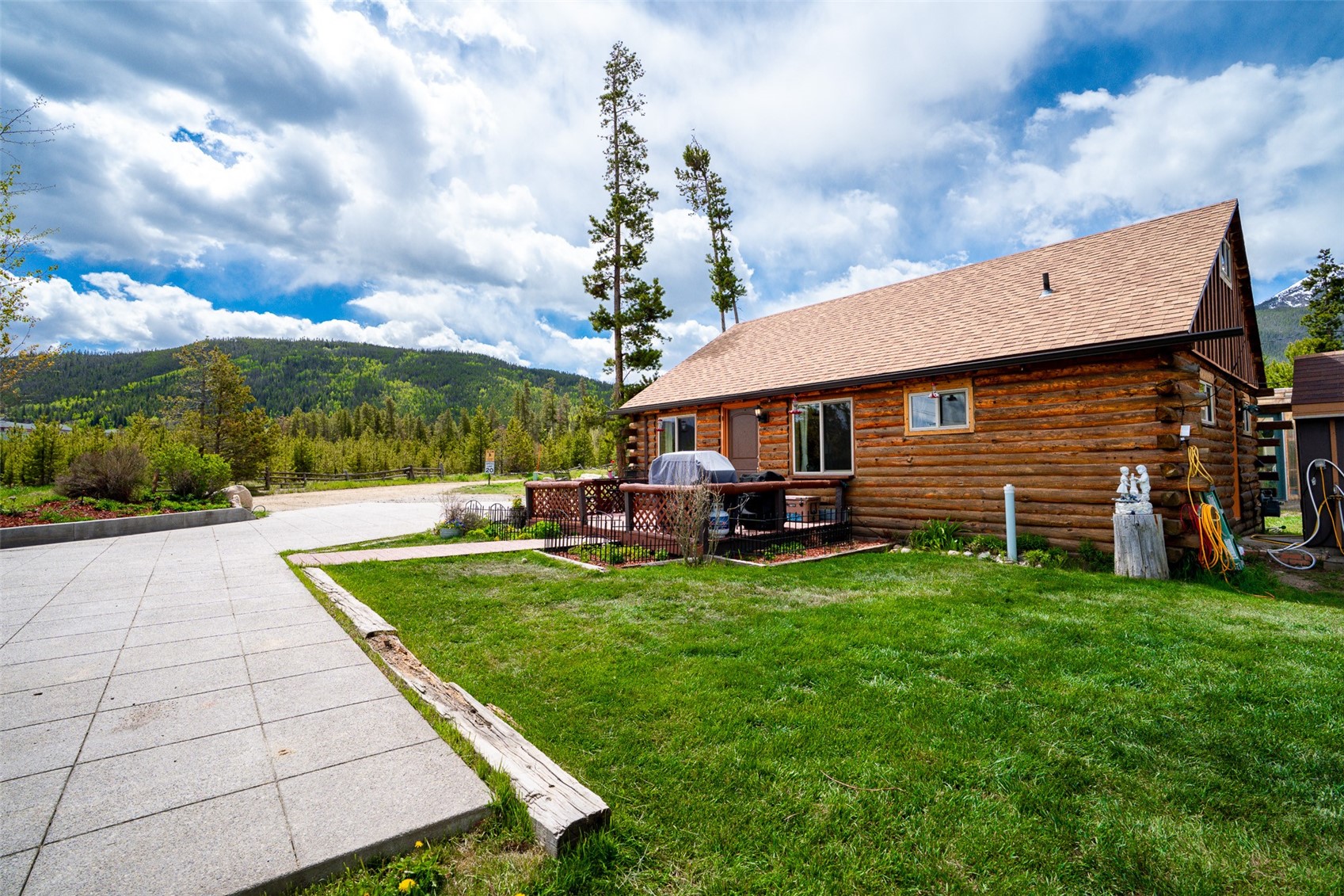 7 Bob White Way Frisco CO 80443