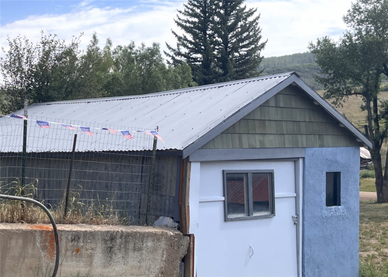 329 E 2nd Street Oak Creek CO 80467