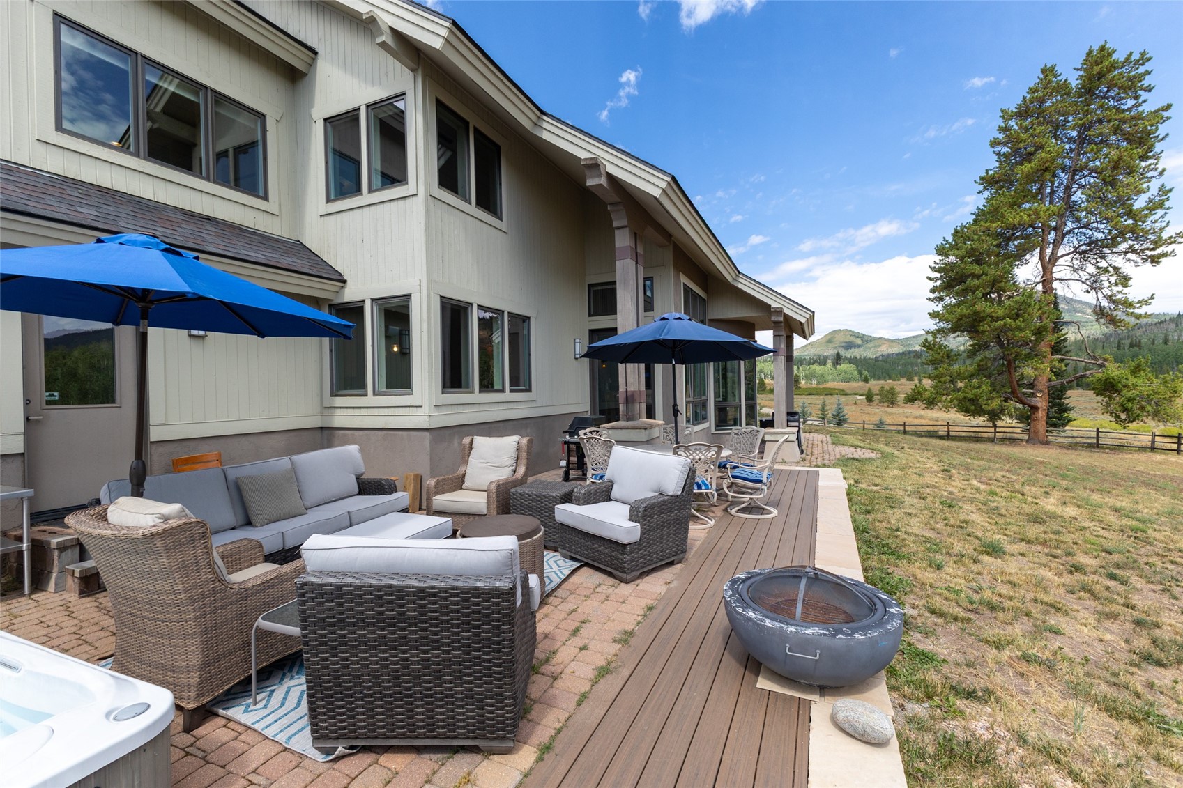 27350 Kelsie Court Clark CO 80428