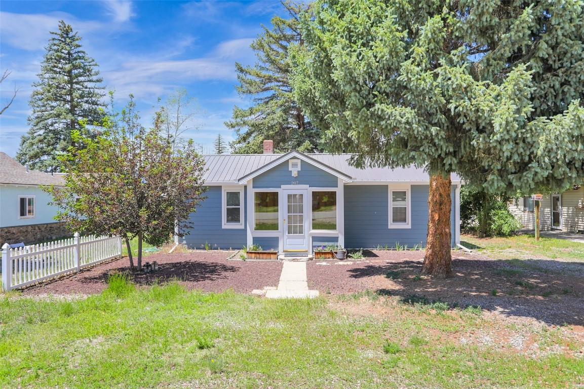 207 N 6th Street Kremmling CO 80459