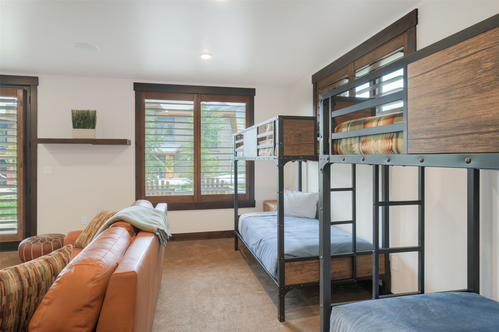 21 Moss Way Silverthorne CO 80498