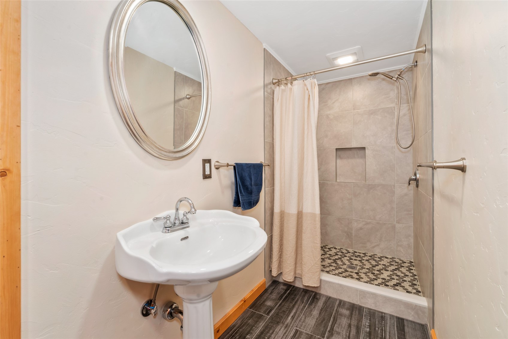 404 Bell Avenue Oak Creek CO 80467