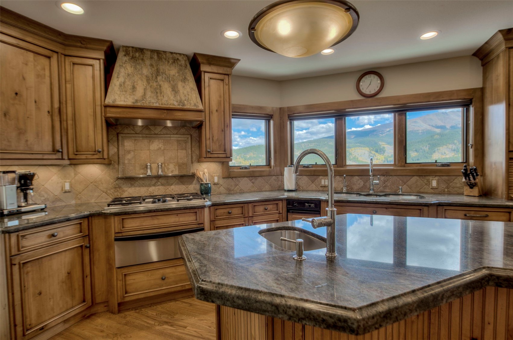 81 New England Drive Breckenridge CO 80424