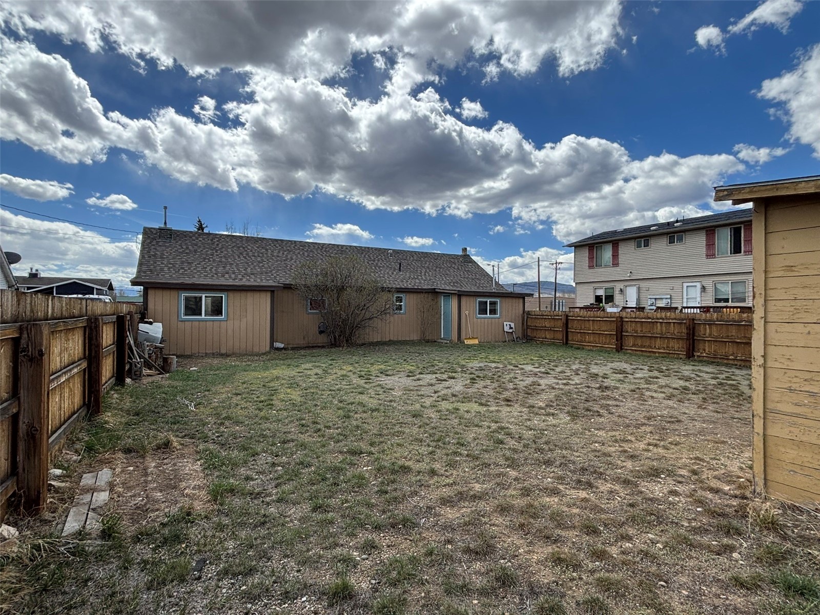 901, 903 Central Avenue Kremmling CO 80459