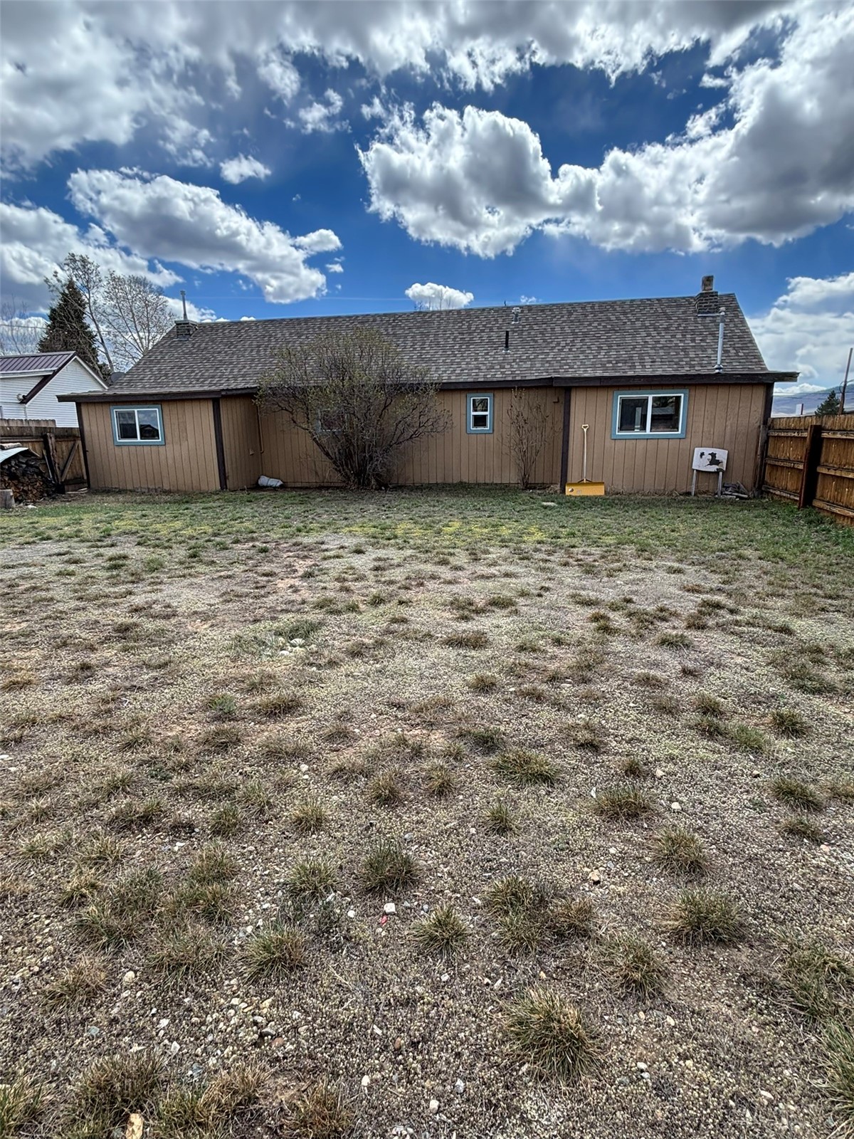901, 903 Central Avenue Kremmling CO 80459