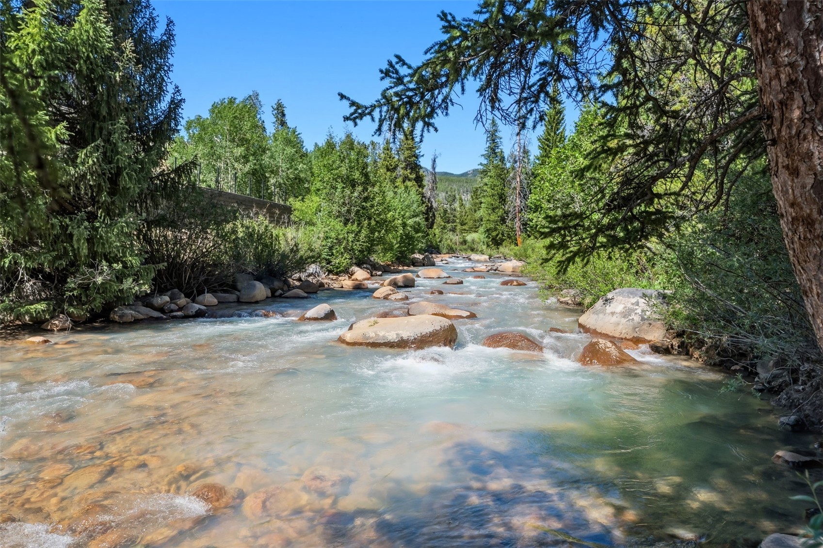 93 Last Chance Lane Keystone CO 80435